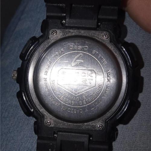 مد و پوشاک - ساعت - ساعت مچی عقربه‌ای